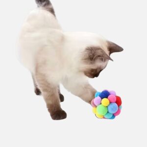 Balle en nylon avec clochette pour chat